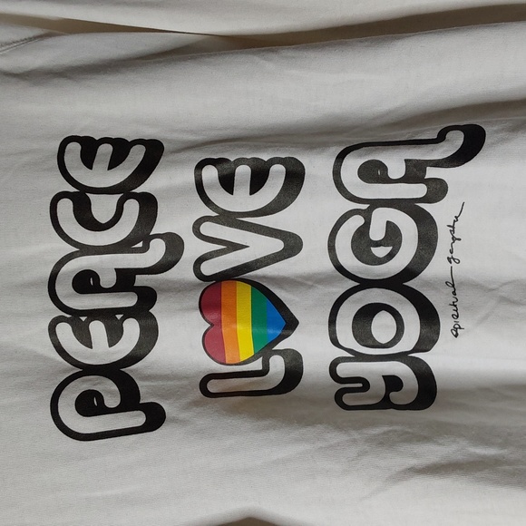 Spiritual Gangster Peace Love Yoga top size medium - Picture 2 of 7